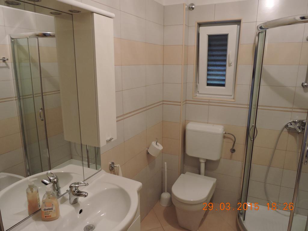 Apartments Ivanka Mali Losinj Exterior photo