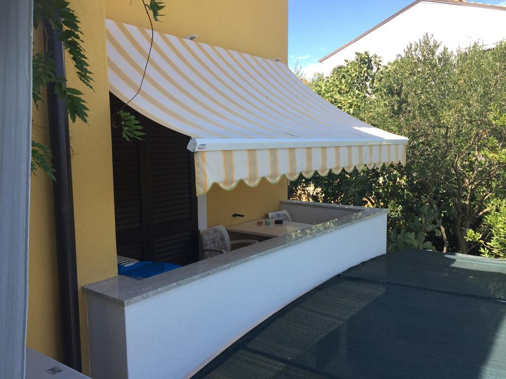 Apartments Ivanka Mali Losinj Exterior photo