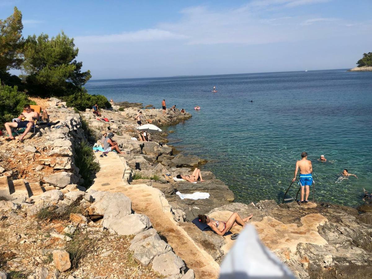Apartments Ivanka Mali Losinj Exterior photo